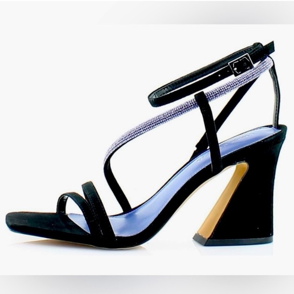 Vince Camuto Kressila Black Suede Blue Crystal Strappy Block Heel Sandals 9 NEW - Picture 1 of 12